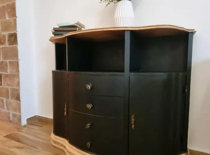 Da Laura Konukevi Bottidda