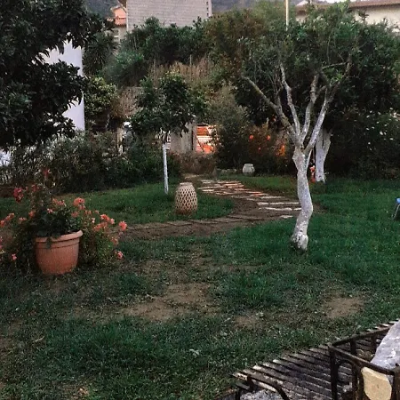 Da Laura בית הארחה 3*